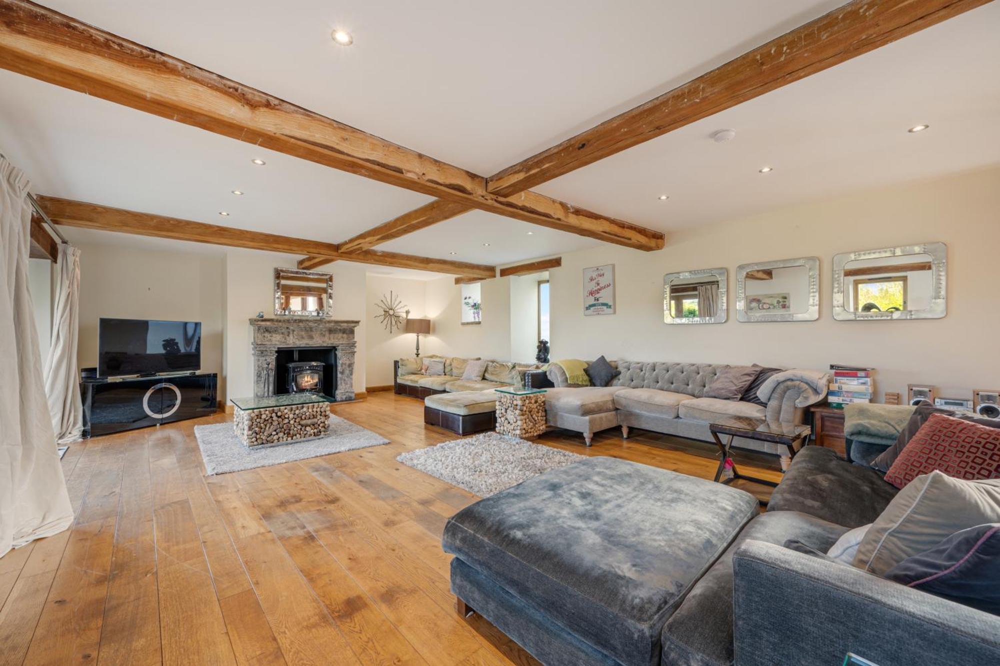 Holiday home 5-bed Country Retreat In With Hot Tub *