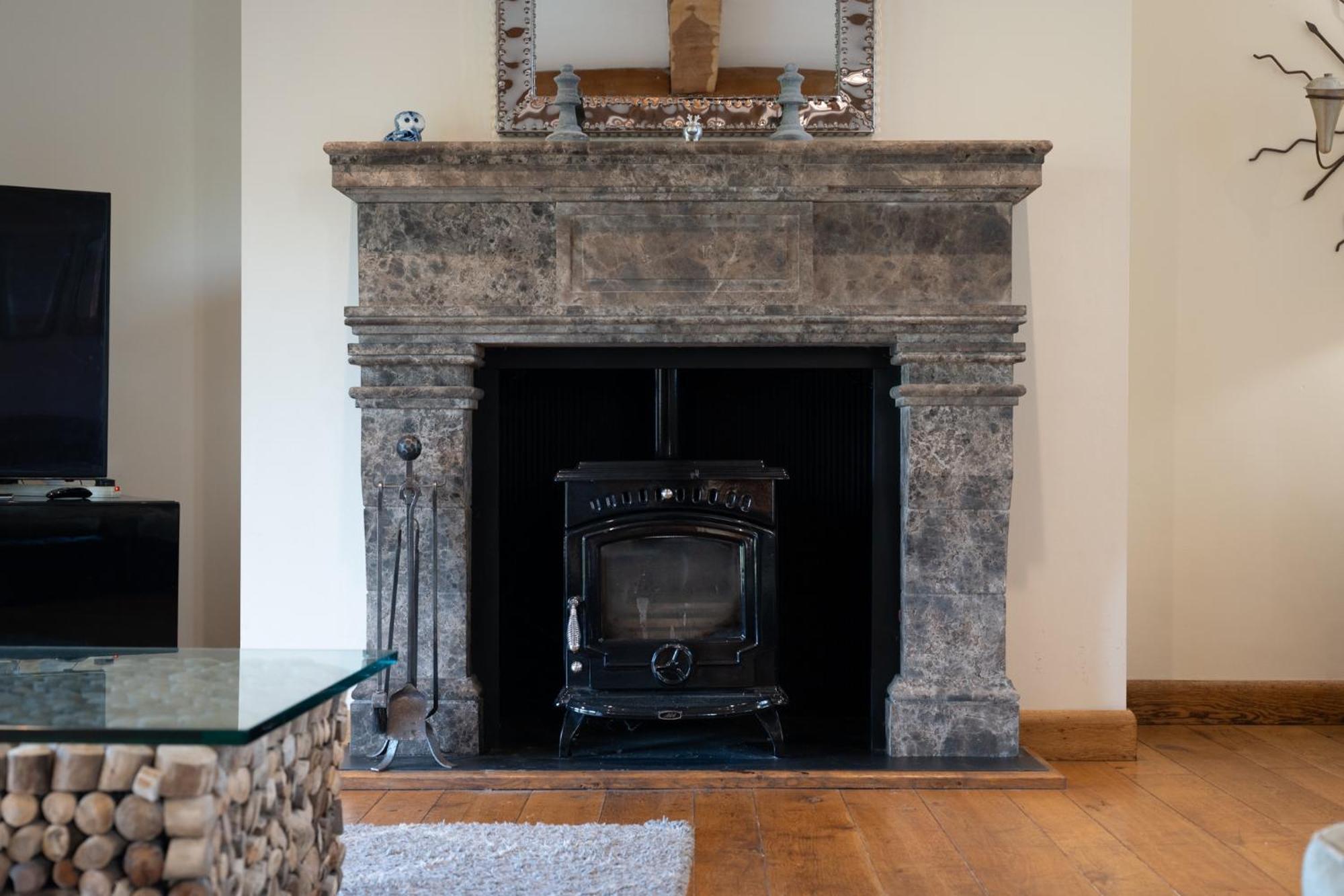 5-bed Country Retreat In With Hot Tub Harrogate
