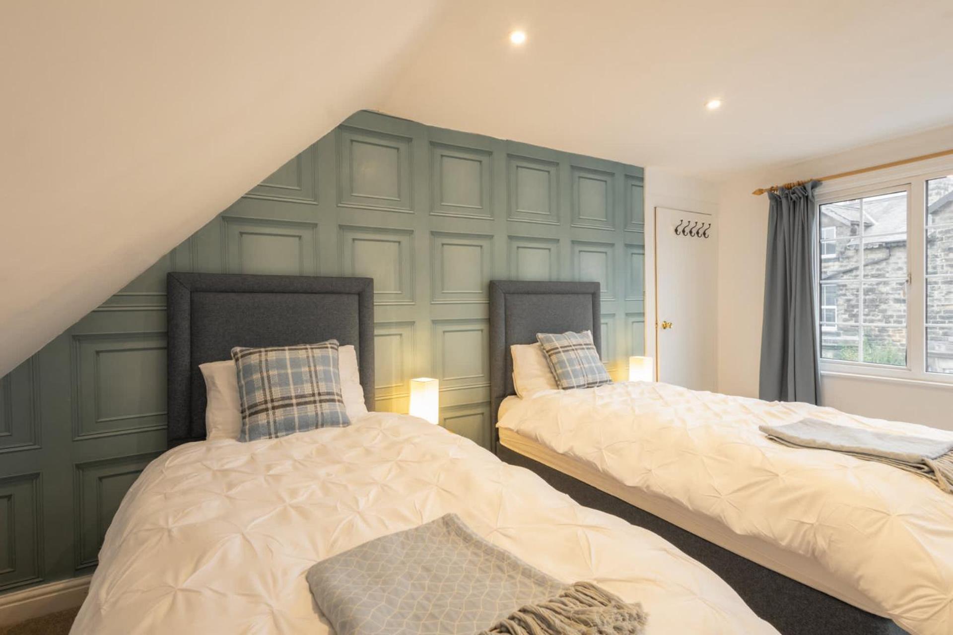 Host & - The Coachman's House Harrogate