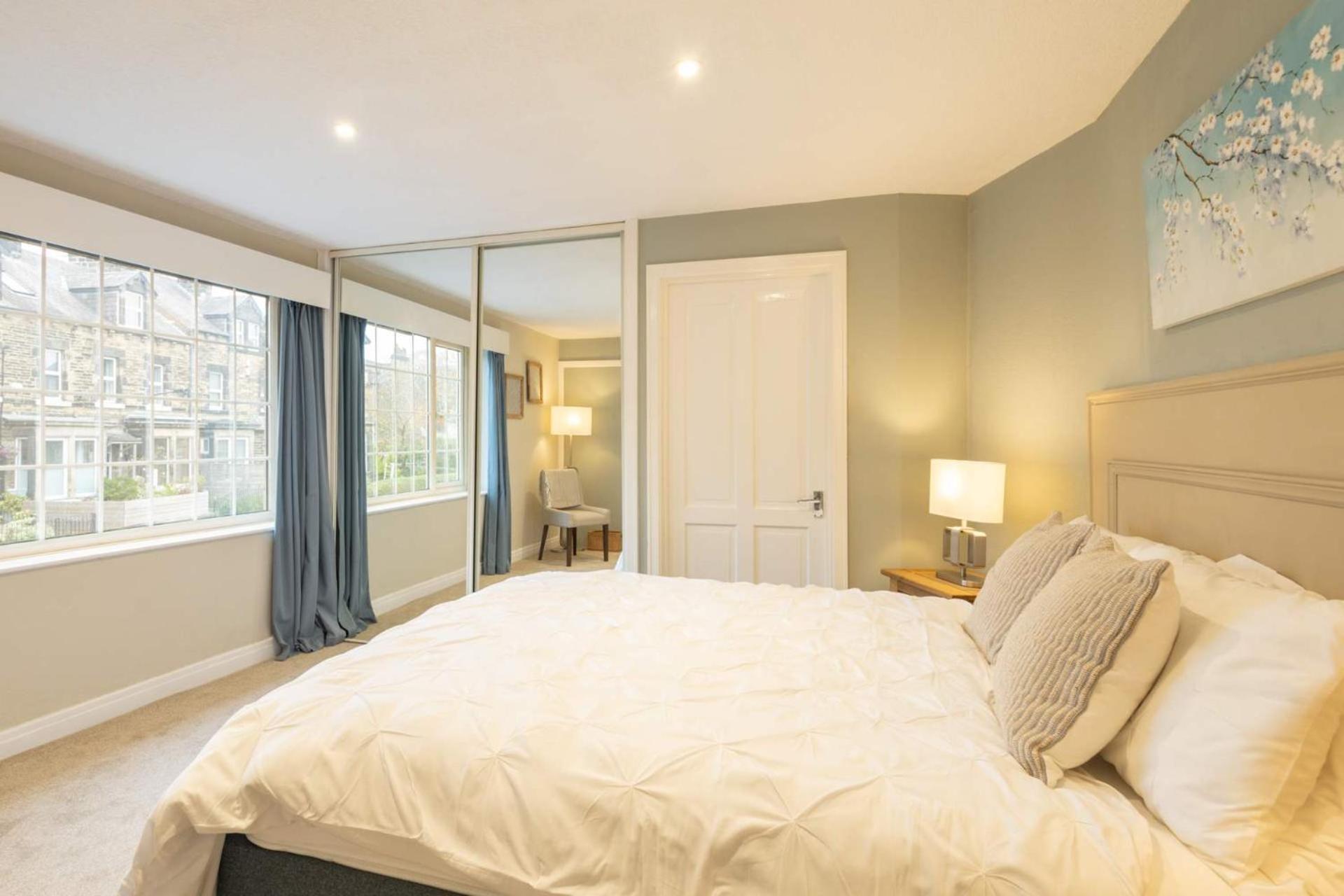 Holiday home Host & - The Coachman's House *