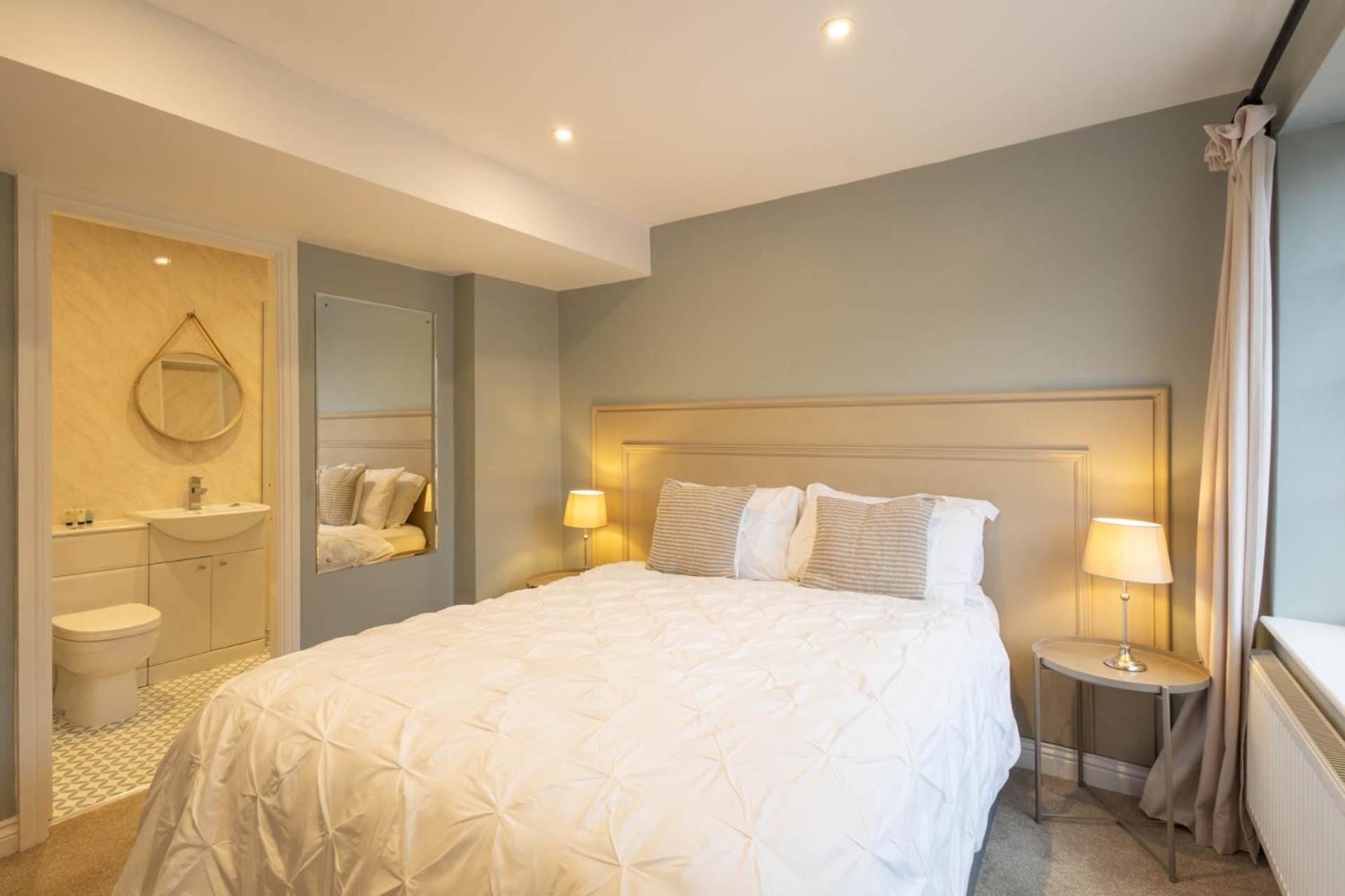 Host & - The Coachman's House Harrogate