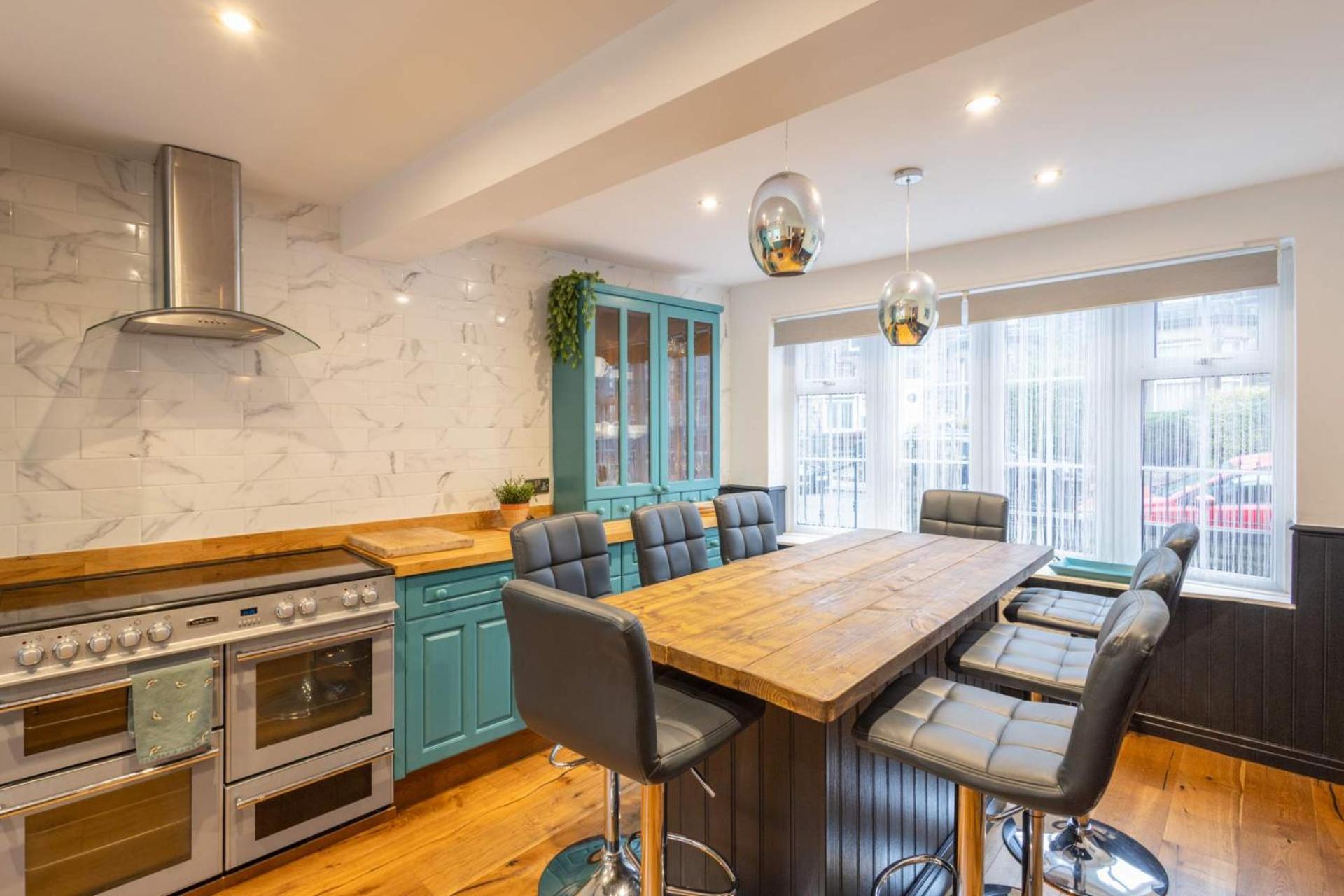 Holiday home Host & - The Coachman's House *