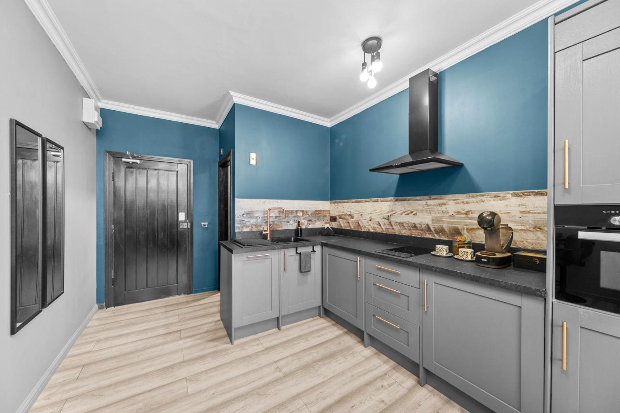 Downtown 1 - Town Centre Apartment