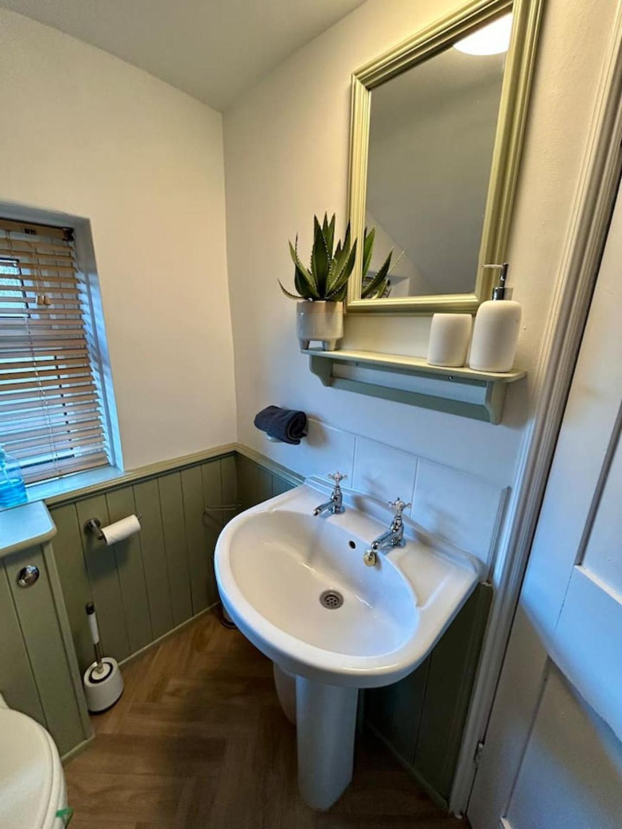 Charming Newly Refurbished Apartment Harrogate