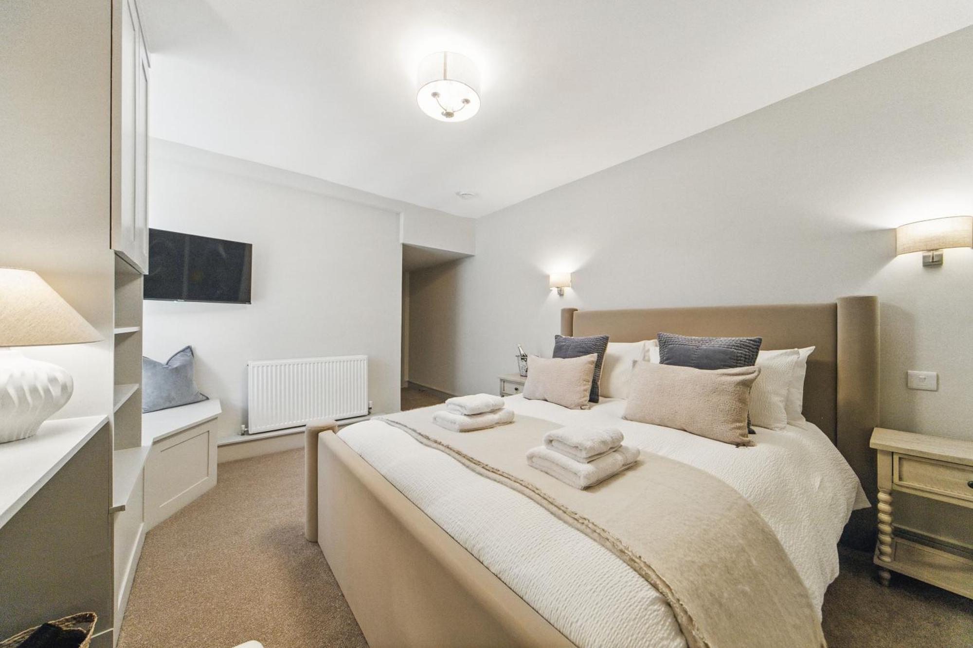 14 York Place *