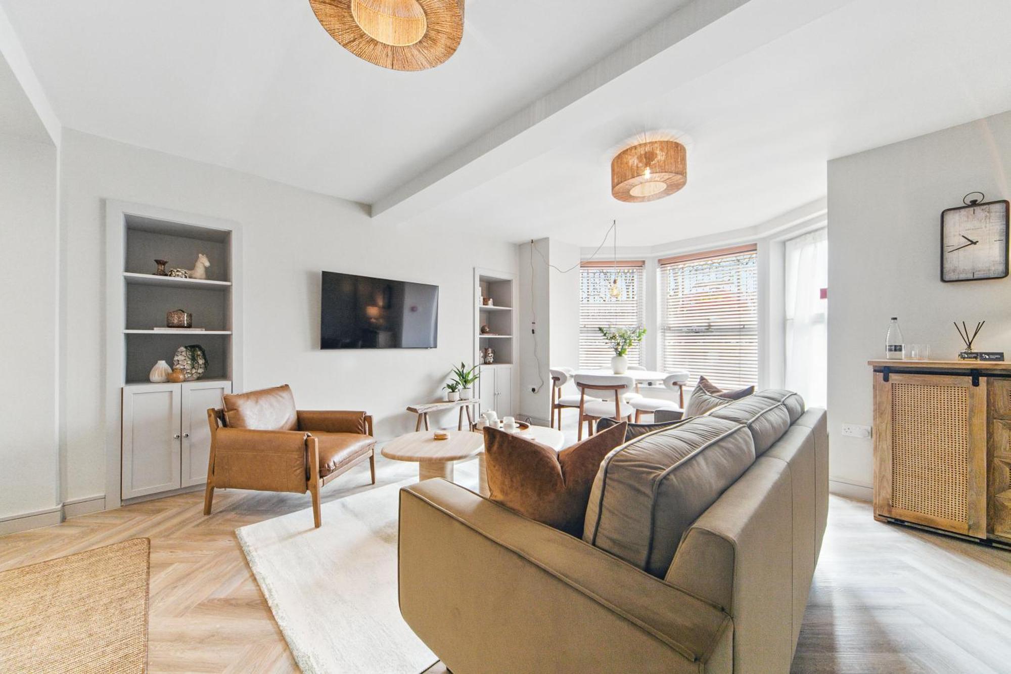 Apartment 14 York Place *