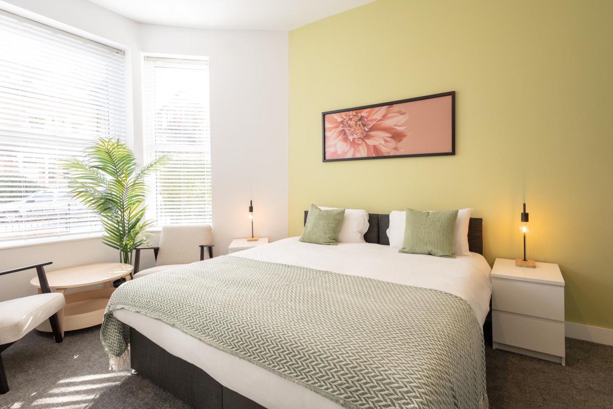 Holiday home 4 Bedroom With Parking Harrogate