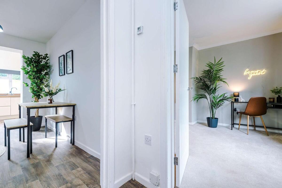 Luxury 4-bed - Near Hcc & Business District * Harrogate