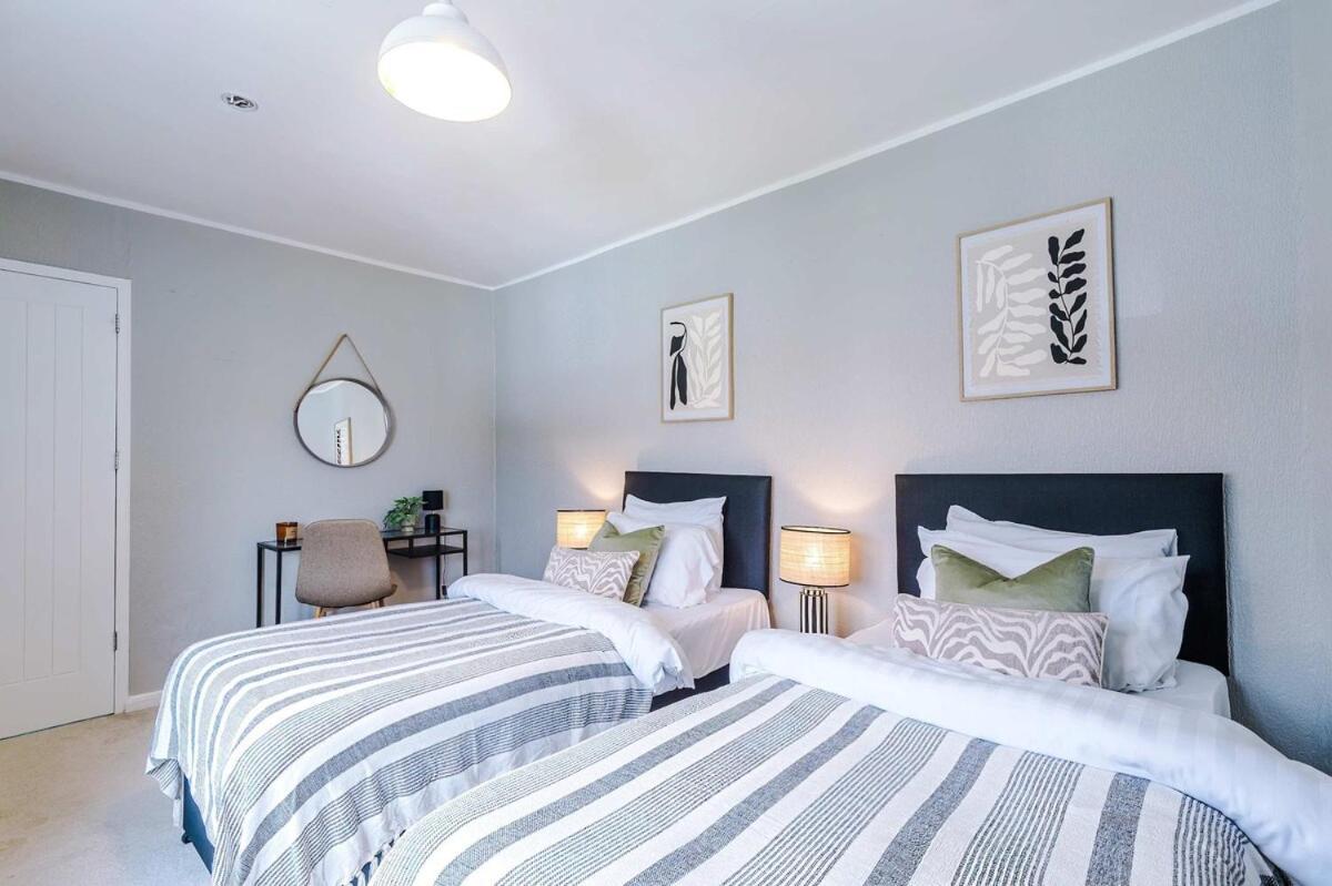 Luxury 4-bed - Near Hcc & Business District * Harrogate