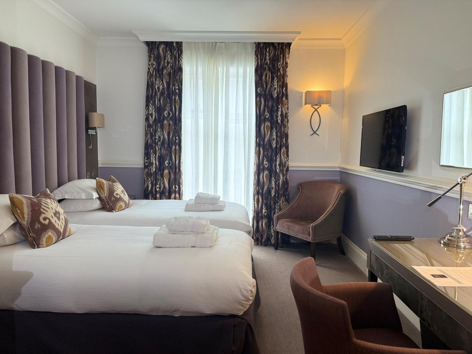 The West Park 4*