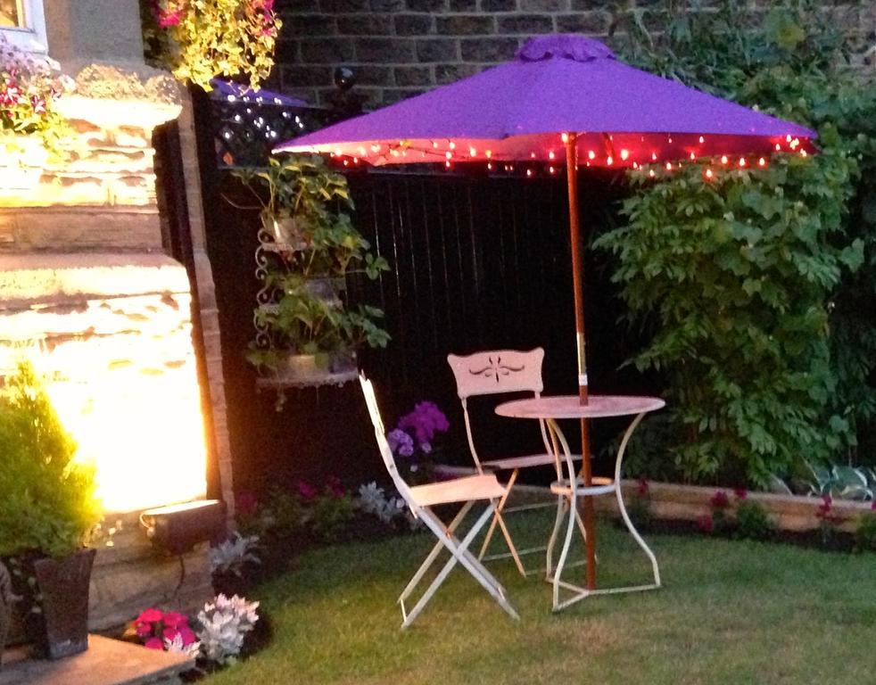Shelbourne House Bed & Breakfast