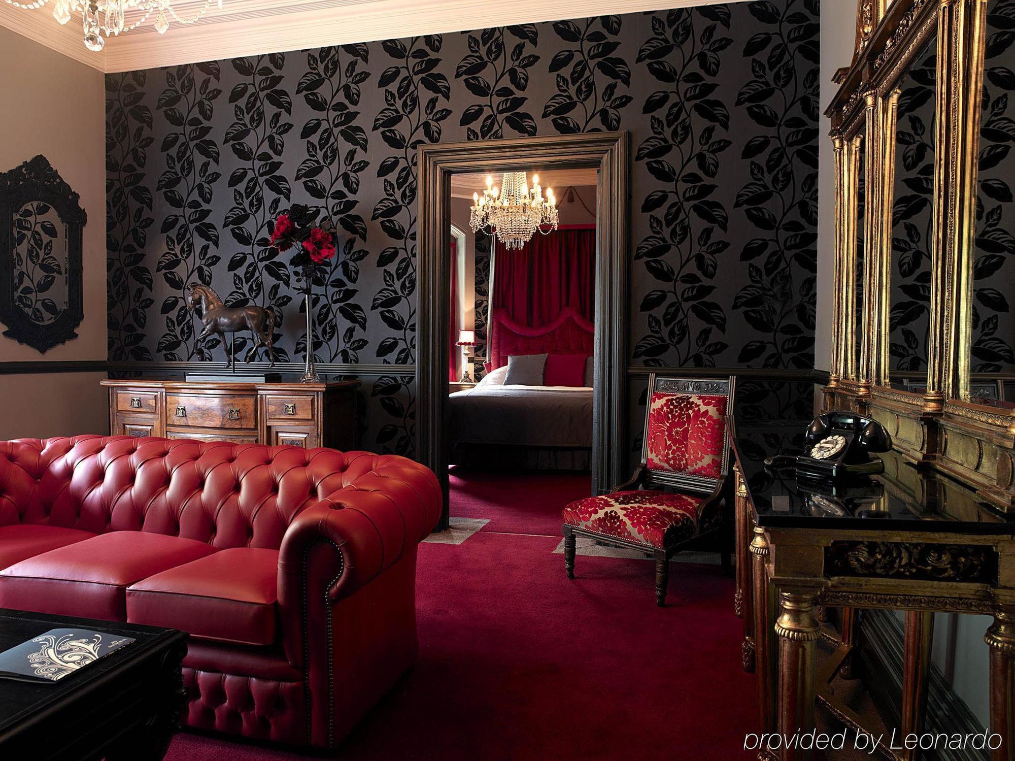 Balmoral Hotel 4*