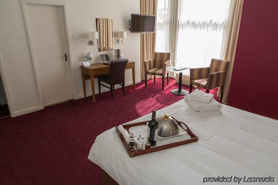 Hotel The Crown