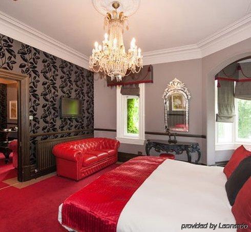Balmoral Hotel 4*