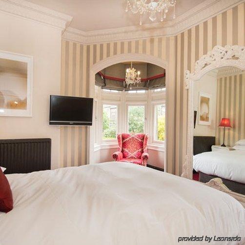Balmoral 4*