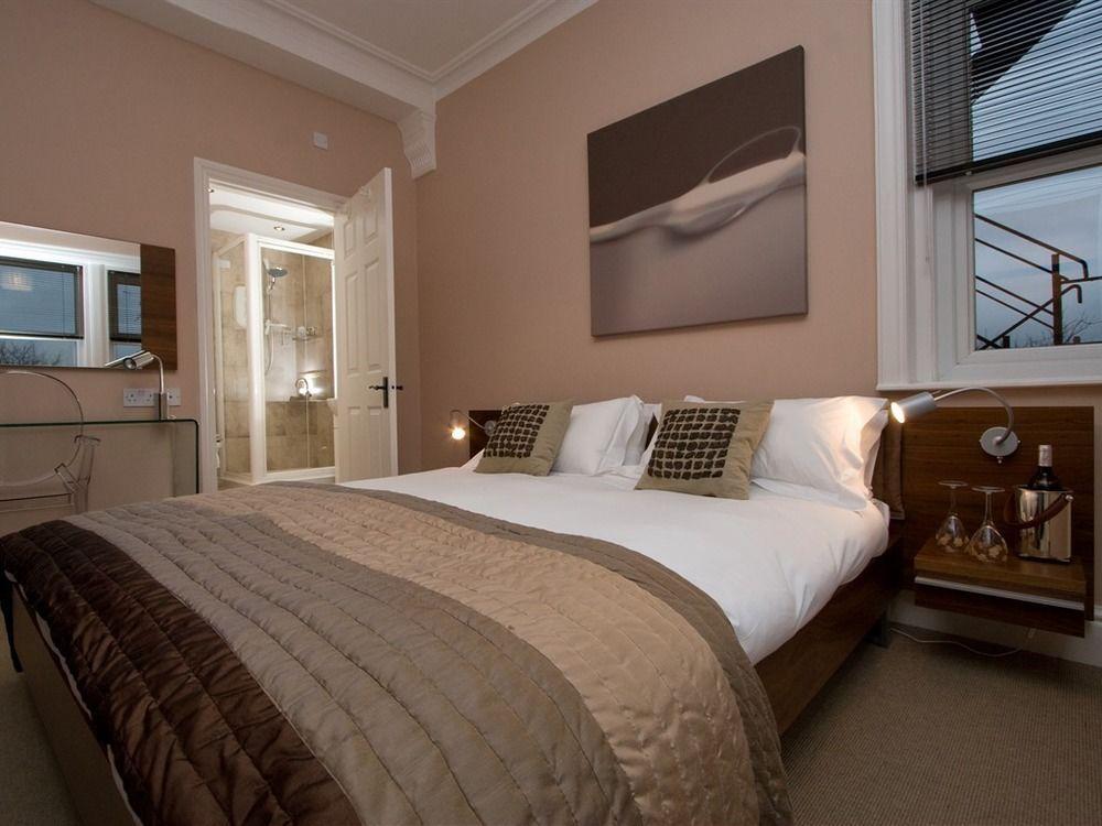 The Bijou Guest house