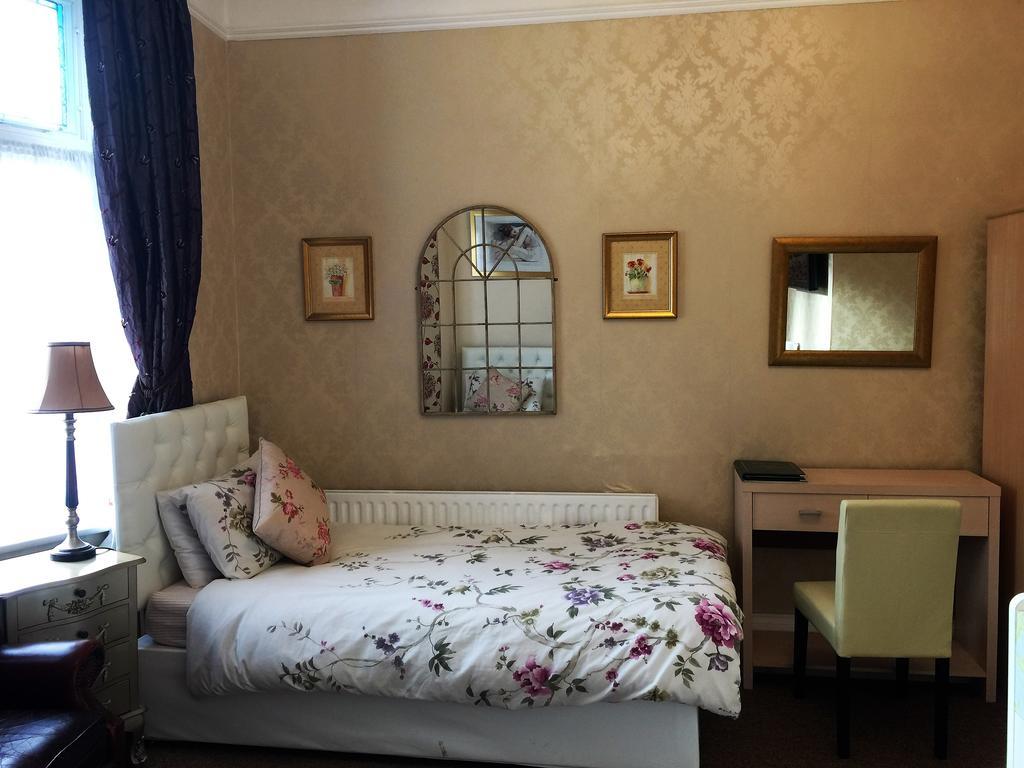 Guest house Alvera Court