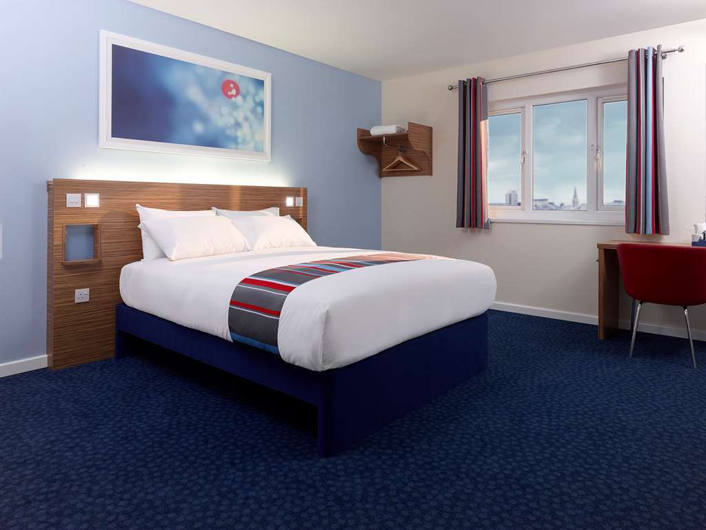 Travelodge Hotel 3*