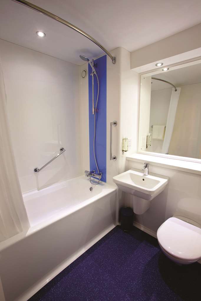 Travelodge 3* Harrogate