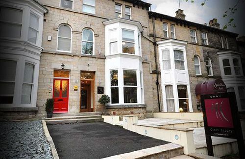 Guest house The Lodge Harrogate Harrogate