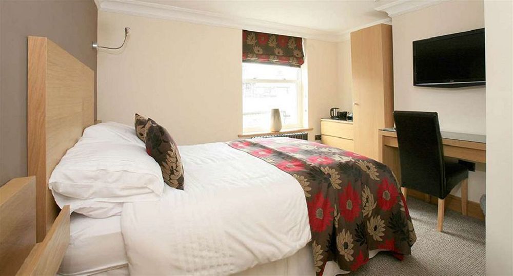 The Lodge Harrogate Harrogate