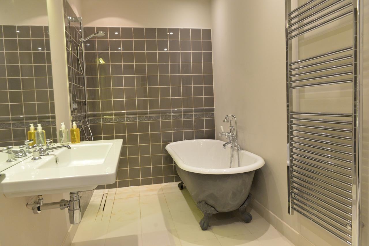 The Castle 3* Harrogate