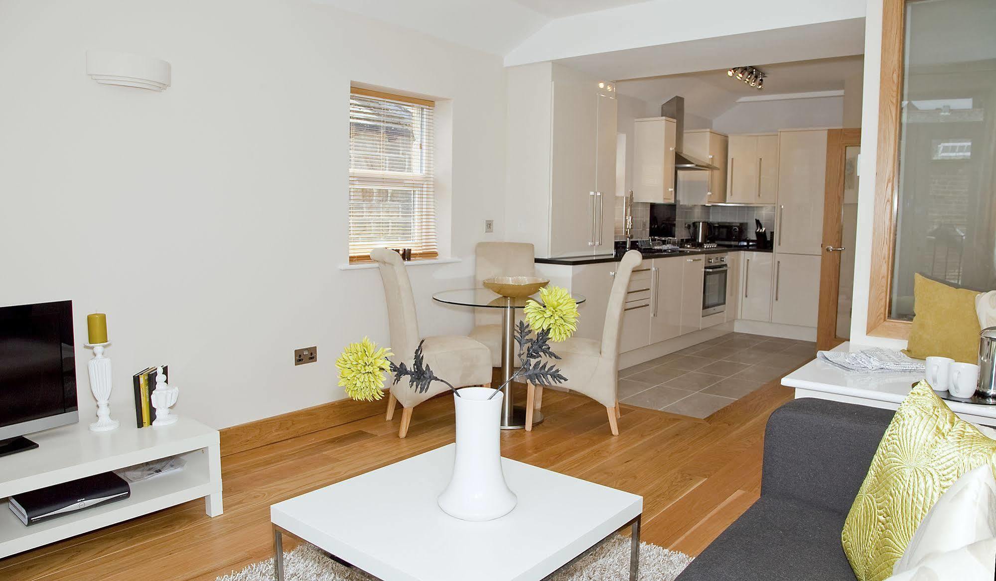 Valley Park Apartment