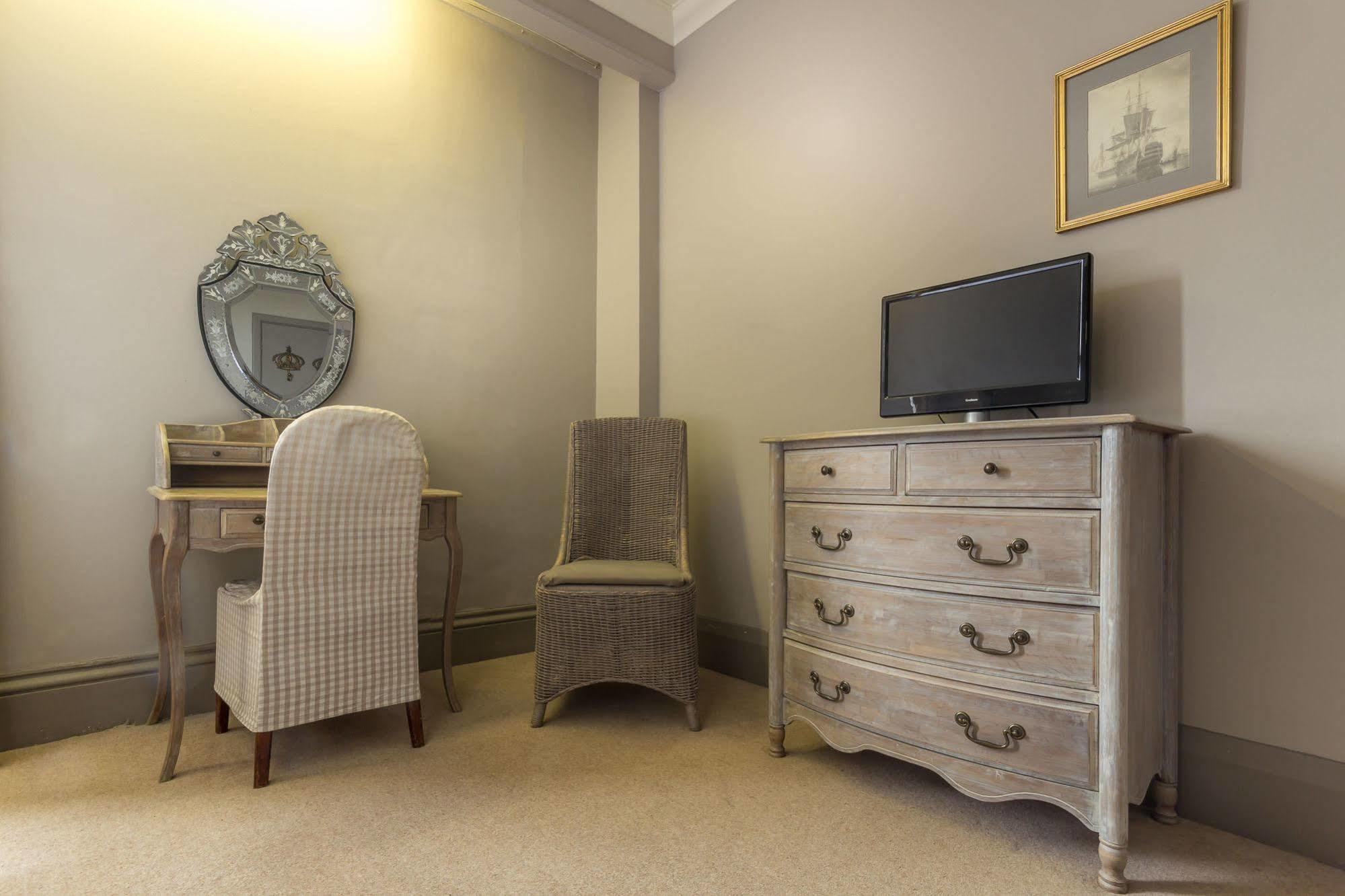 Hotel White Hart &