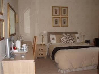 Guest house Alexa House 4*