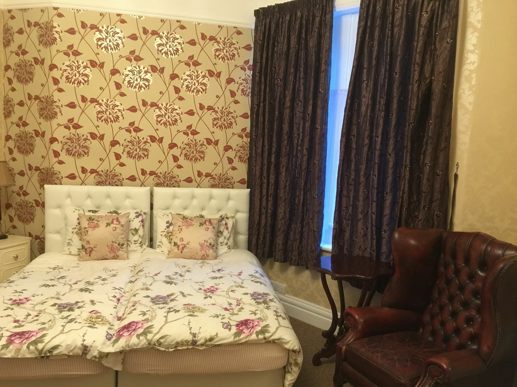 Alvera Court Guest house 4*