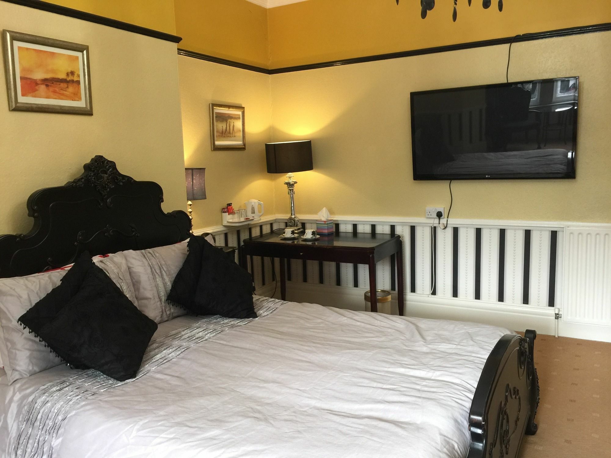 Guest house Alvera Court