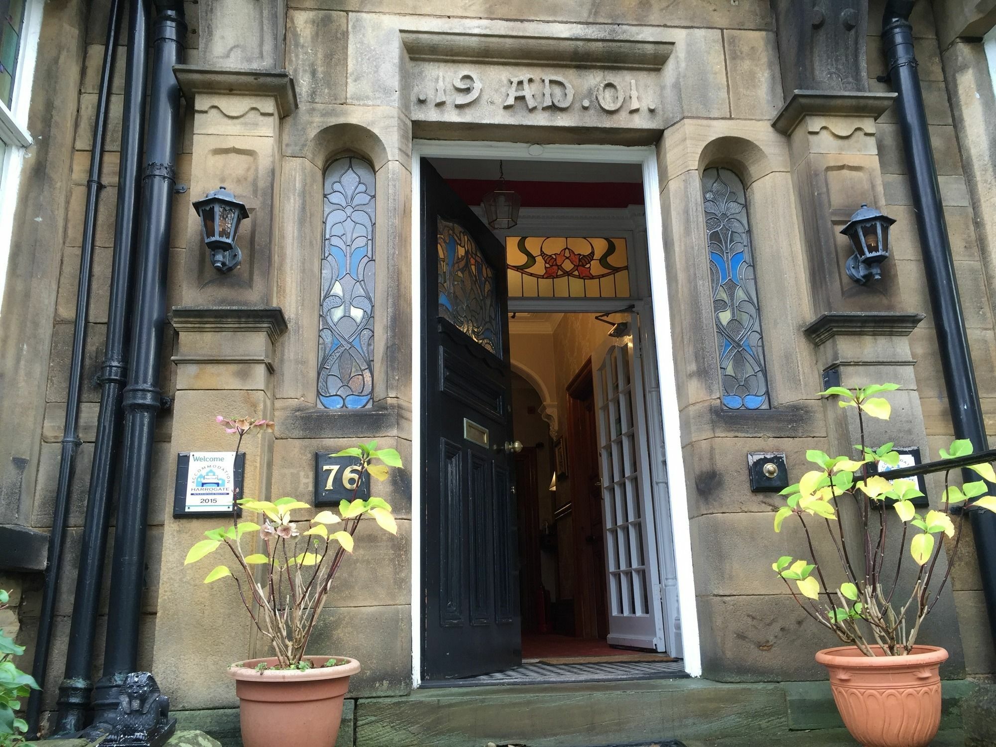 Alvera Court Guest house 4*