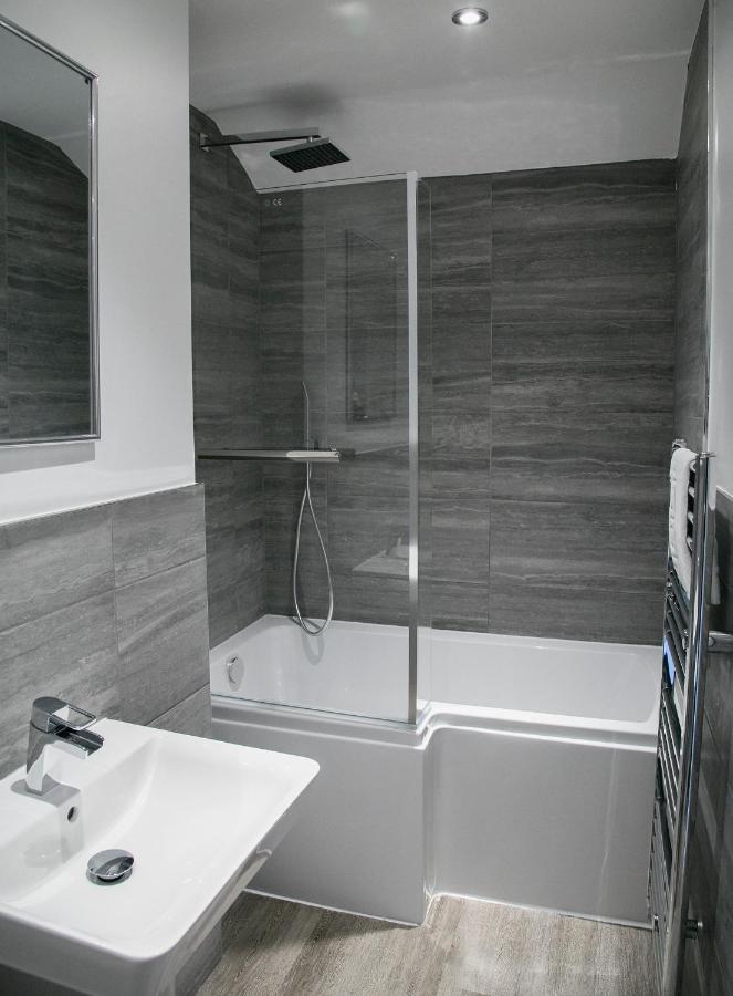 Alpha Classic 1 Bedroom Apartment Harrogate