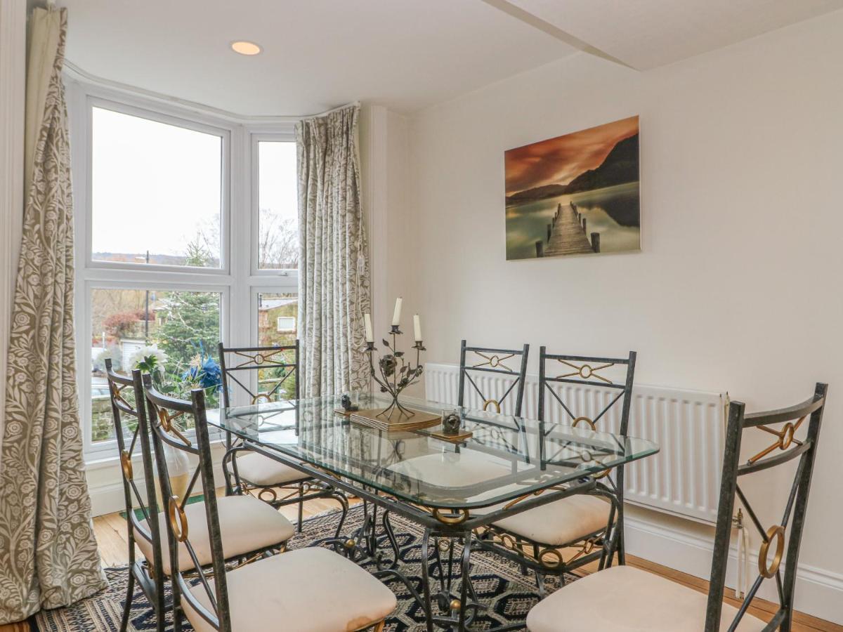 Park Road Apartment