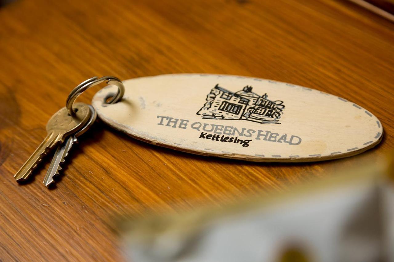 The Queens Head Kettlesing Inn *