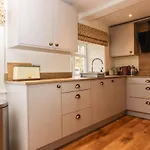 Paradise Cottage