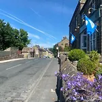 Lovely 2-Bed Flat In Summerbridge Harrogate