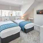 Host & Stay - The Loft @ The Regency