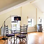 The Penthouse At Regent House Light And Airy Top Floor With Lift Access 1 Bedroom En-Suite Luxury Apartment Ultra Central Location