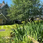 Hazel Manor