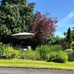 Hazel Manor