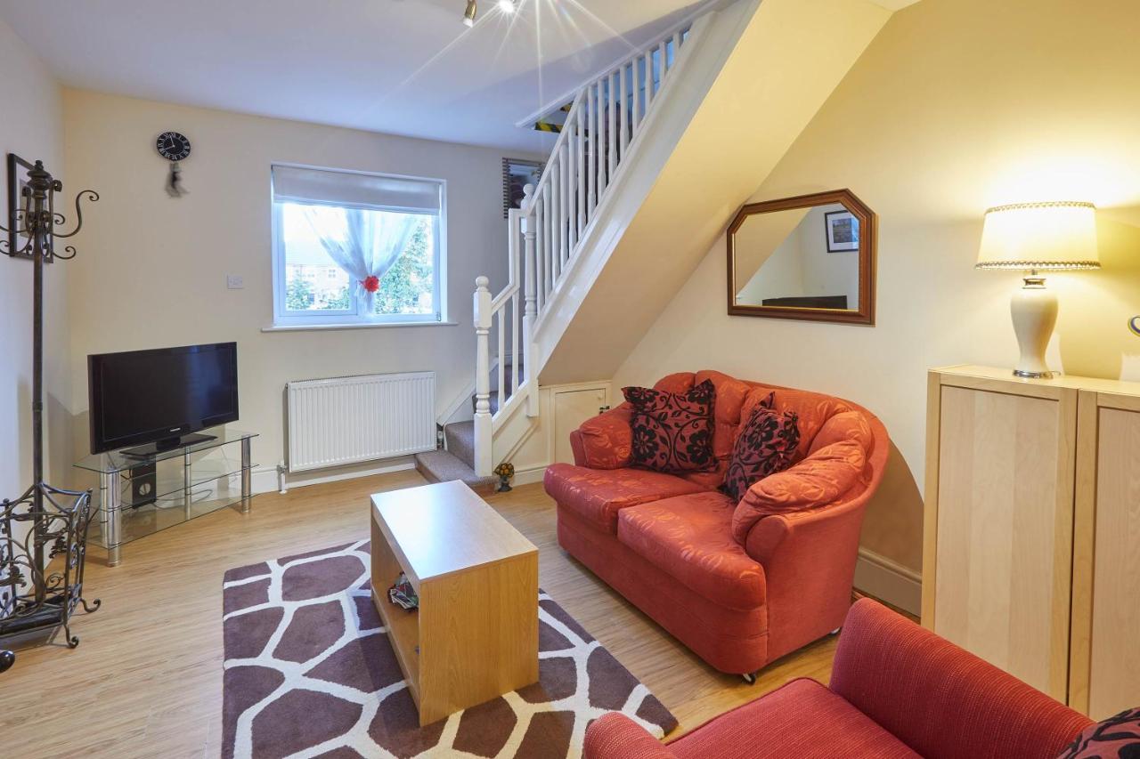 Host & - The Limes Holiday home