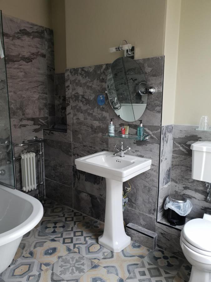 Guest house The Camberley