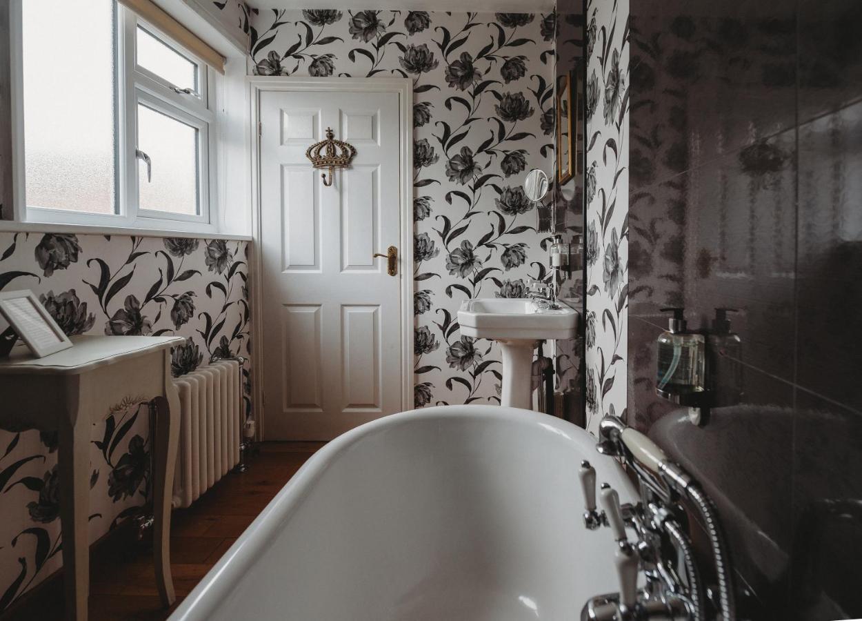 The Crown Roecliffe Inn Harrogate