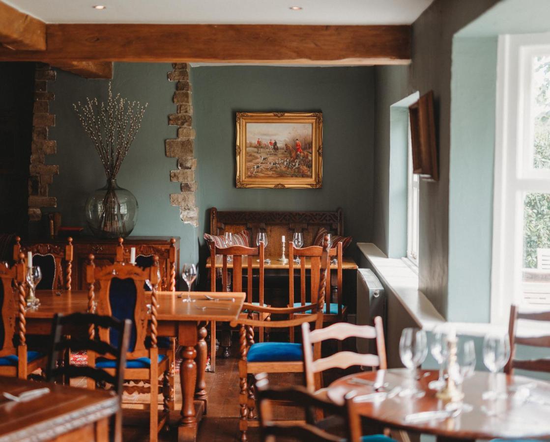 The Crown Roecliffe Inn