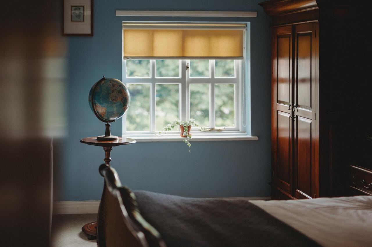 The Crown Roecliffe Inn 4*