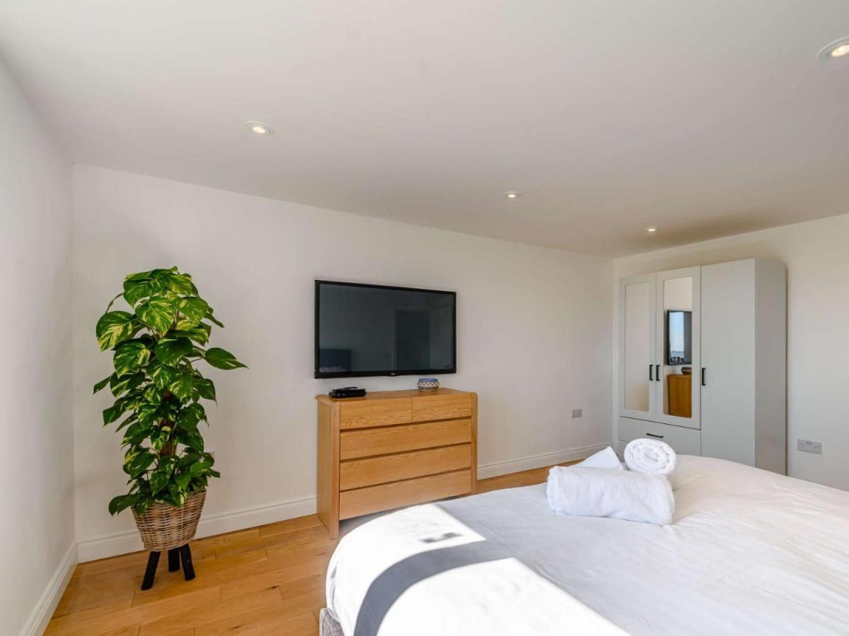 2-bed Modern - Outstanding Country Views Holiday home