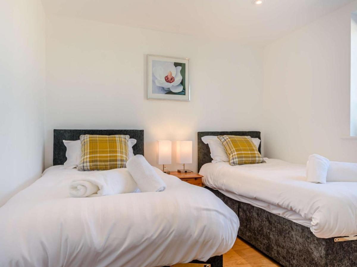 Holiday home 2-bed Modern - Outstanding Country Views *