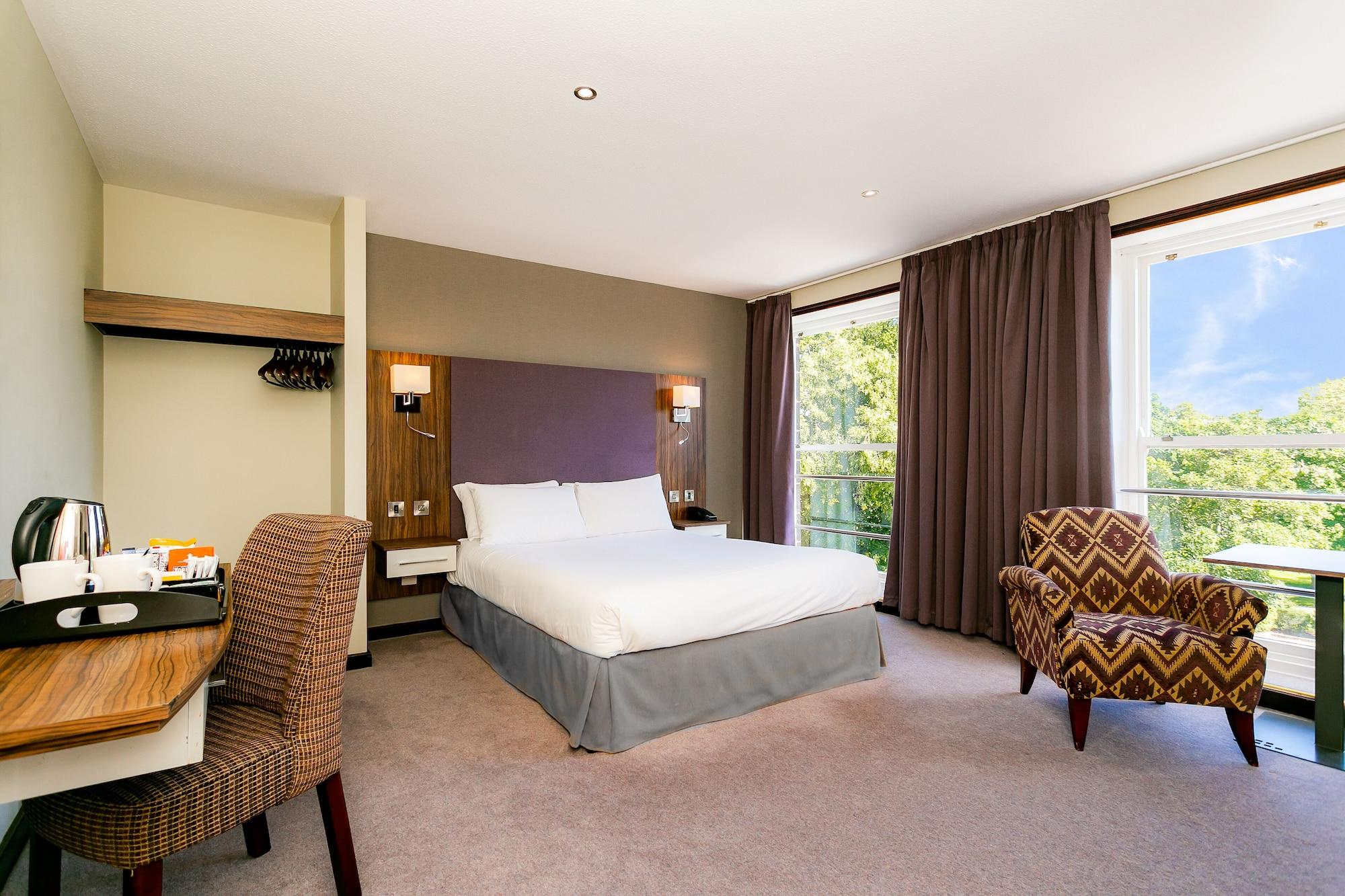 Cedar Court Hotel