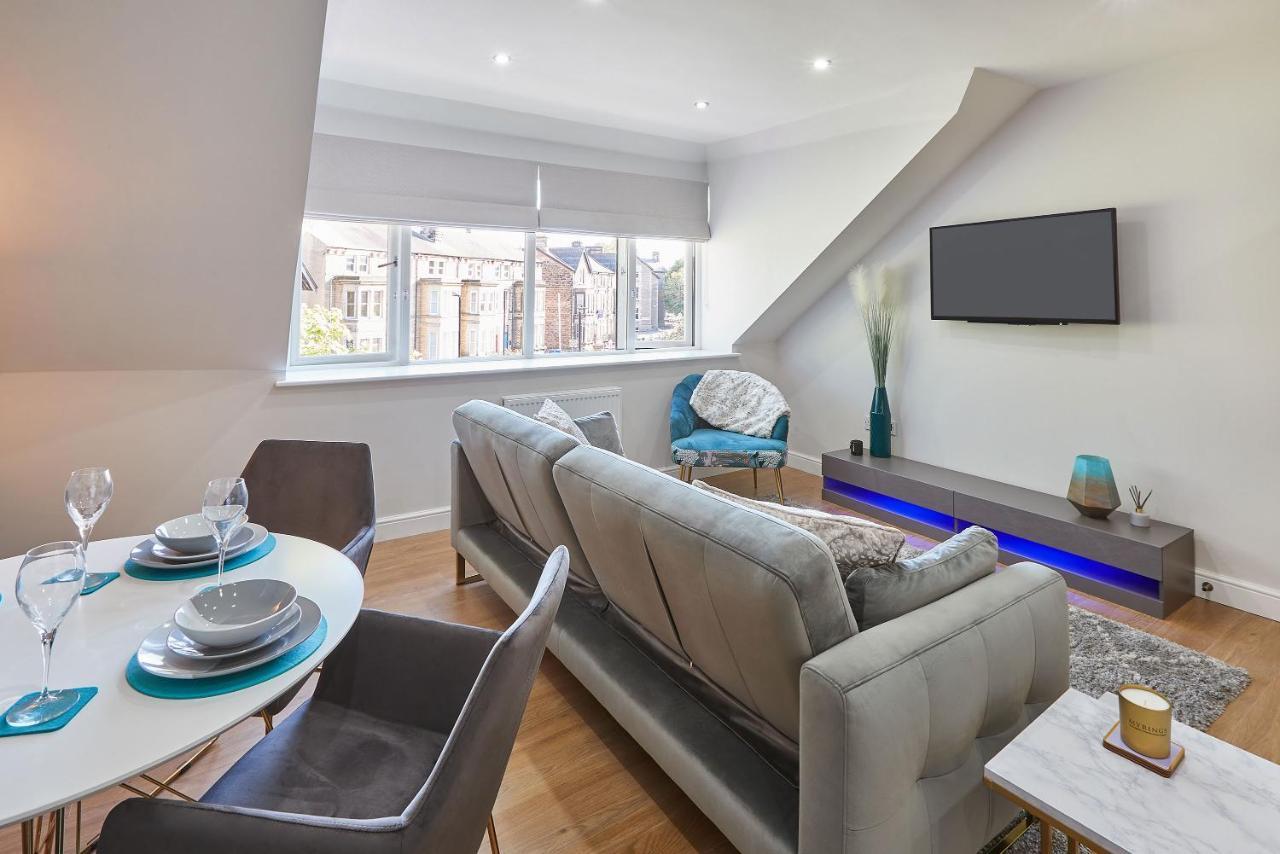 Apartment Host & - The Loft @ The Regency